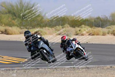 media/Oct-08-2022-SoCal Trackdays (Sat) [[1fc3beec89]]/Turn 10 (945am)/